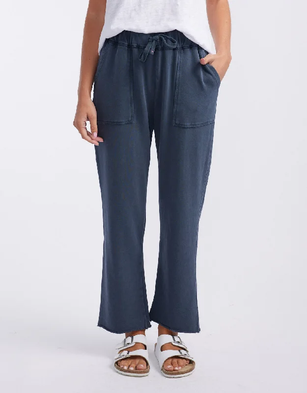 Empire Waist Women Dress to Accentuate the Bust and Conceal the WaistRaw Edge Lounge Pant - Washed Navy