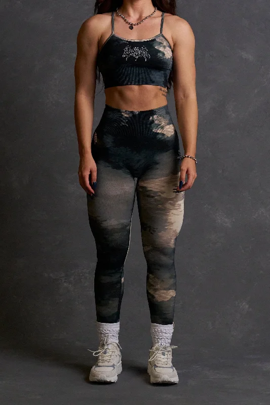 Lace - trimmed women leggings for an elegant and romantic touchHesh V2 "Everson Seamless" Scrunch Leggings in Sandstorm Marble Wash