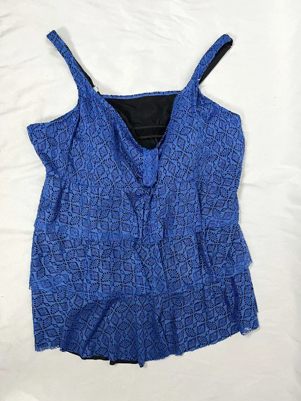 Long - sleeve women swimwear for extra sun protection and modestyCatherines Size 34W Blue Tankini Top NWOT