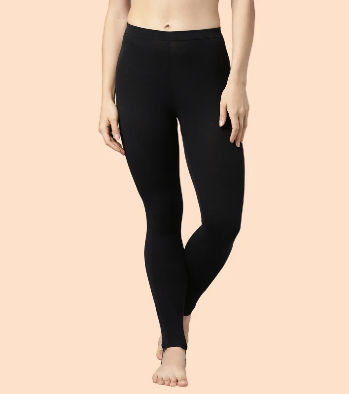 Compression women leggings for post - workout recovery and muscle supportThermals Legging With Sweat Wicking And Antimicrobial Finish