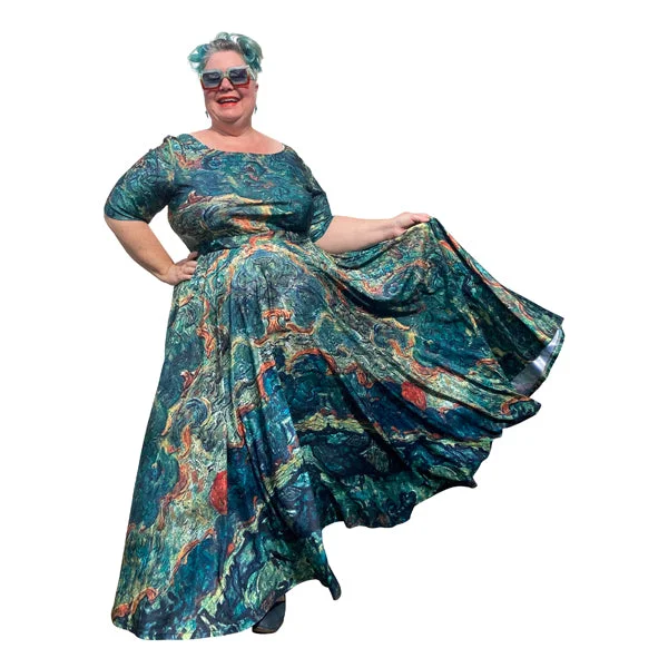 Mermaid - Style Women Dress with a Fitted Silhouette for Special OccasionsArt Series: Cottages & Cypresses Maxi Dress Plus Size with Fitted Bodice, Sleeves and Voluminous Circle Skirt