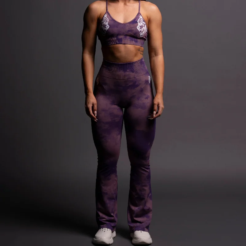 Printed floral women leggings for a feminine and eye - catching lookDual Wolf "Everson Seamless" Gracie Flare Scrunch Leggings in Purple Sky