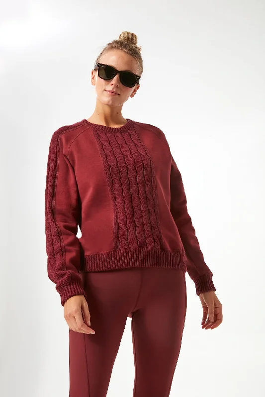 Oversized Women Sweater for a Cozy and Fashionable LookCrimson Cable Knit Reid Sweatshirt