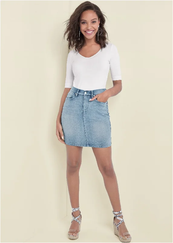 Lightweight Women Sweater for Spring and FallMini Jean Skirt - Light Wash