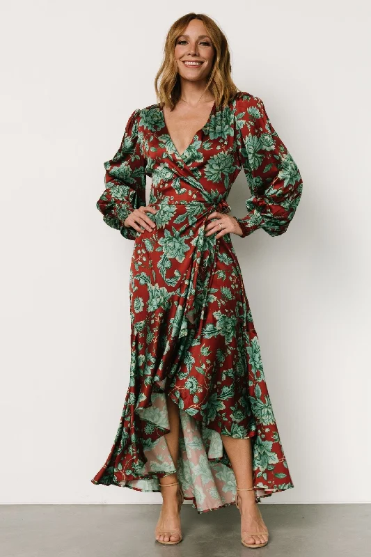 Ruffled Women Dress with Multiple Layers for a Playful and Girly StyleLavinia Ruffle Maxi Dress | Rust + Green Floral