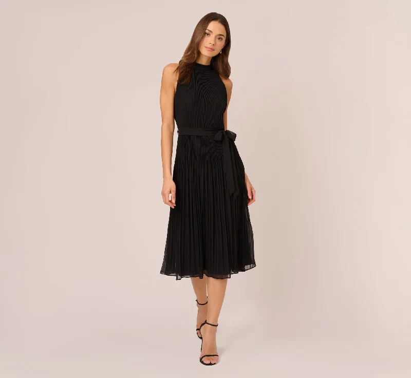 Ruffled Women Dress with Multiple Layers for a Playful and Girly StylePleated Sleeveless Chiffon Dress With Tie Waist In Black