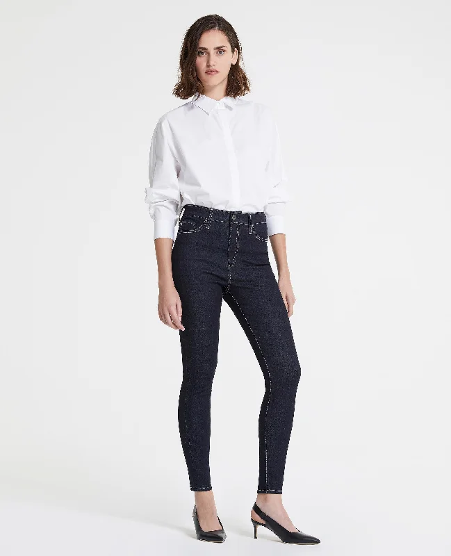 Mom jeans for a nostalgic and casual lookThe Mila Ankle Super High-Rise ISN Jeans