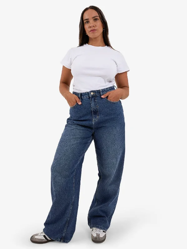 Straight - leg women jeans with a classic and timeless appealBillie Jean - Roadhouse Blue