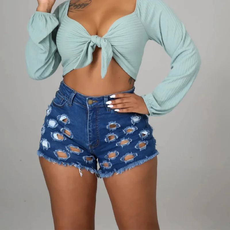 Denim Top with a Collared Neckline for a Preppy StyleCasual Ripped Denim Shorts Wholesale Womens Clothing N3823090500057