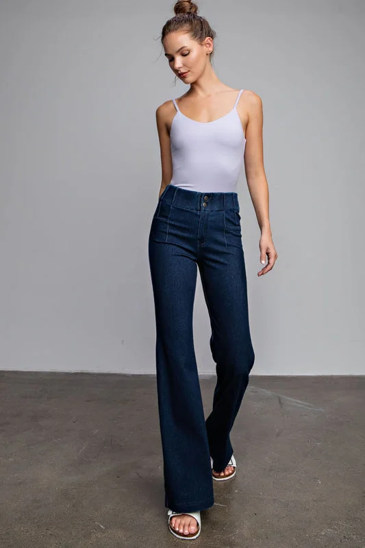 Washed - Out Denim Top for a Vintage AestheticCotton Stretch Twill Flared Pants