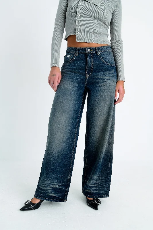 High - waisted women jeans for a flattering silhouetteEternal Slim Sweeper Jean