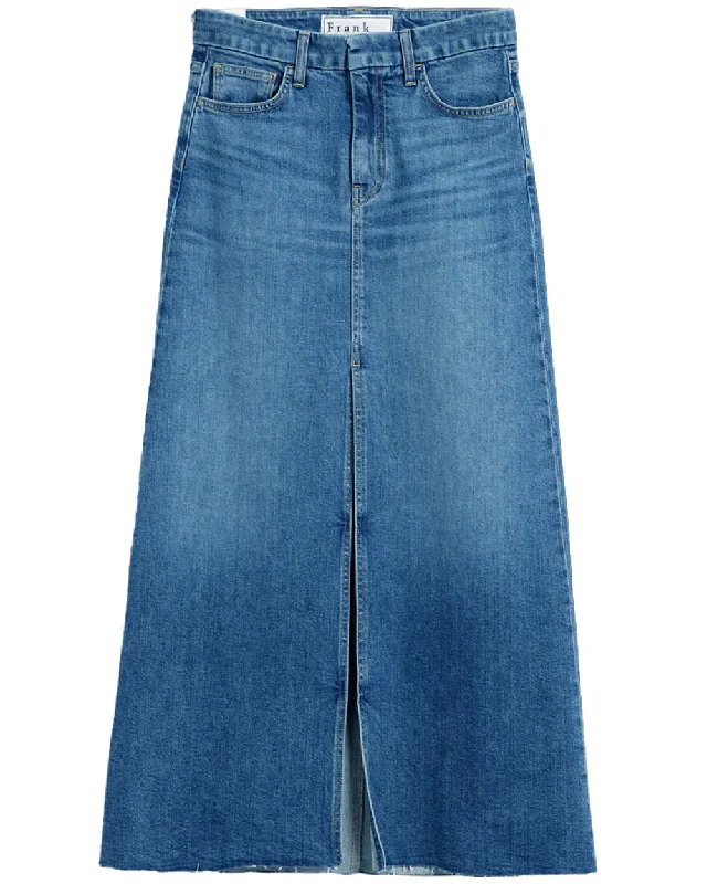 Oversized Denim Top for a Relaxed and Casual VibeDonnybrook Denim Skirt in Classic Blue Wash