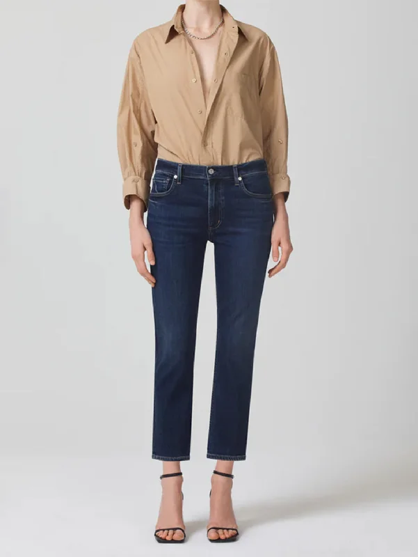 High - waisted women jeans for a flattering silhouetteIsola Crop Straight Jean - Courtland