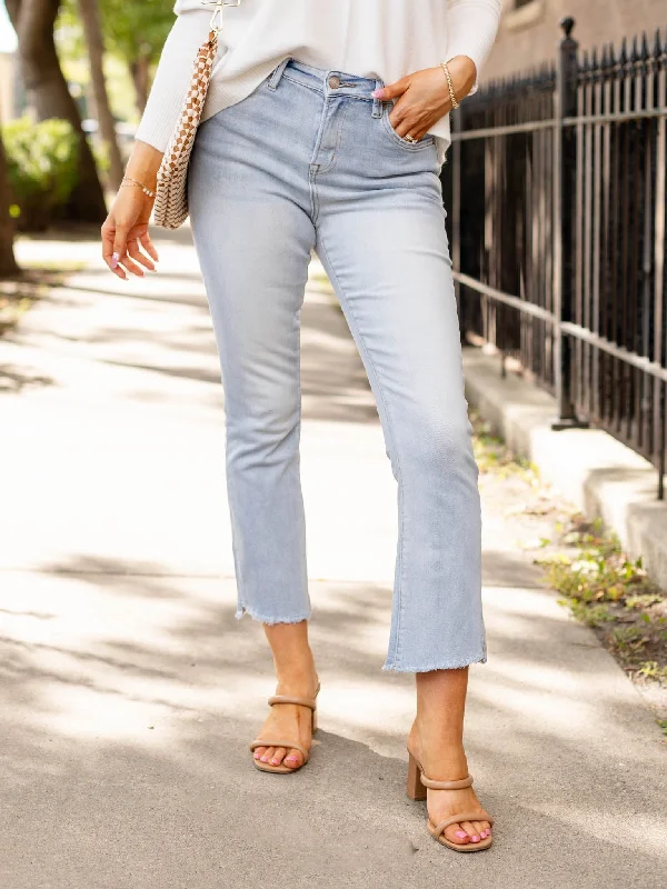 Denim Top with a Floral Print for a Feminine TouchMICA Uranian Blue High Rise Cropped Straight