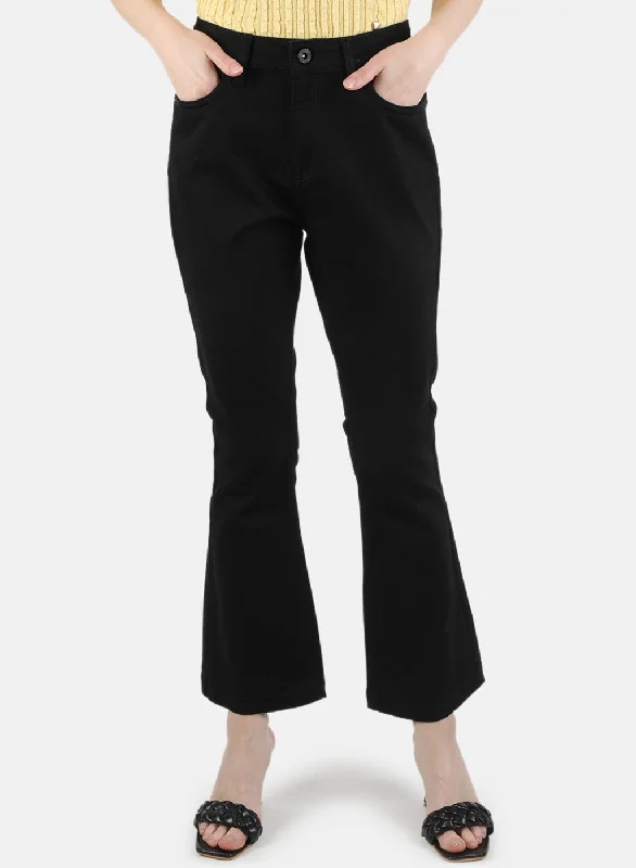 Skinny women jeans with a form - fitting designWomen Black Tailor Fit Denim