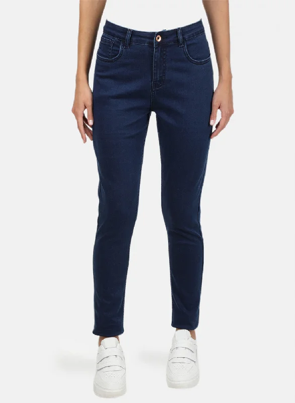 Button - fly women jeans with a traditional touchWomens Blue Slim Denim