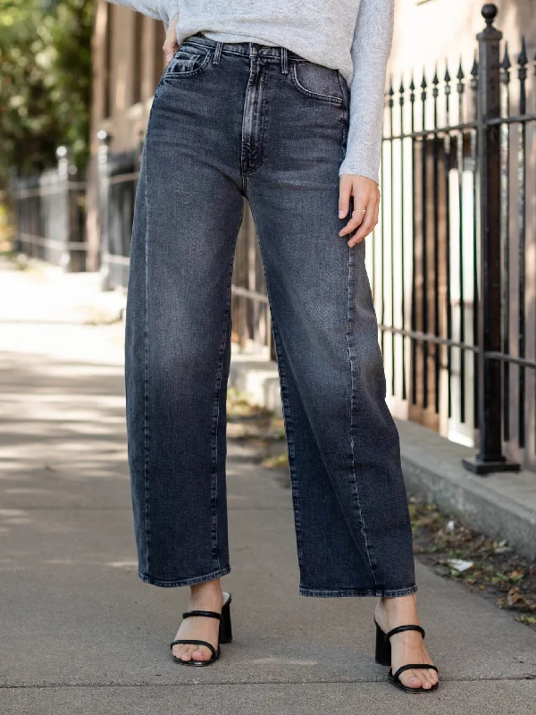 Denim Top with a Floral Print for a Feminine TouchMOTHER Outta Sight The Half Pipe Flood