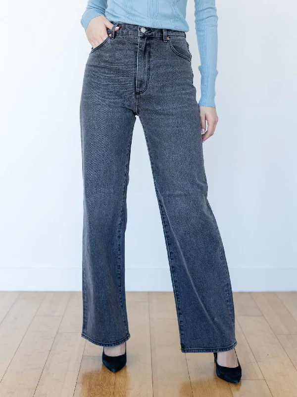 Denim Top with a Belted Waist for a Defined SilhouetteRollas Vintage Black Heidi