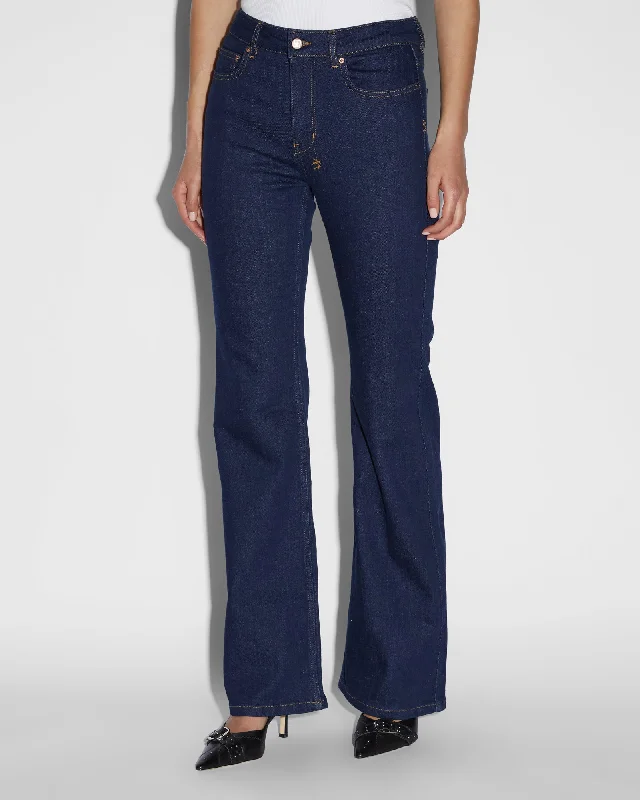 Jeggings women jeans combining the comfort of leggings and style of jeansSOHO LEGACY