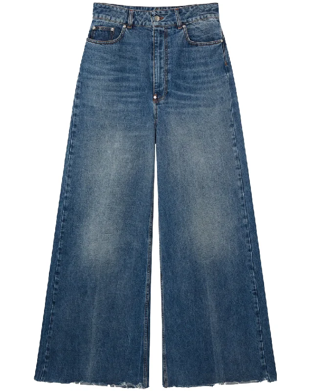 Denim Top with a Collared Neckline for a Preppy StyleWide Leg Jean in Vintage Blue