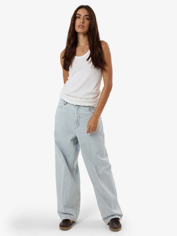 Straight - leg women jeans with a classic and timeless appealTony Jean - Dirty Fade