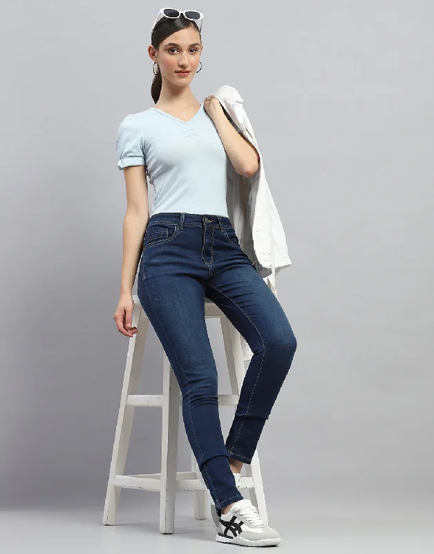 High - waisted women jeans for a flattering silhouetteWomen Dark Blue Light Wash Slim Fit Denim