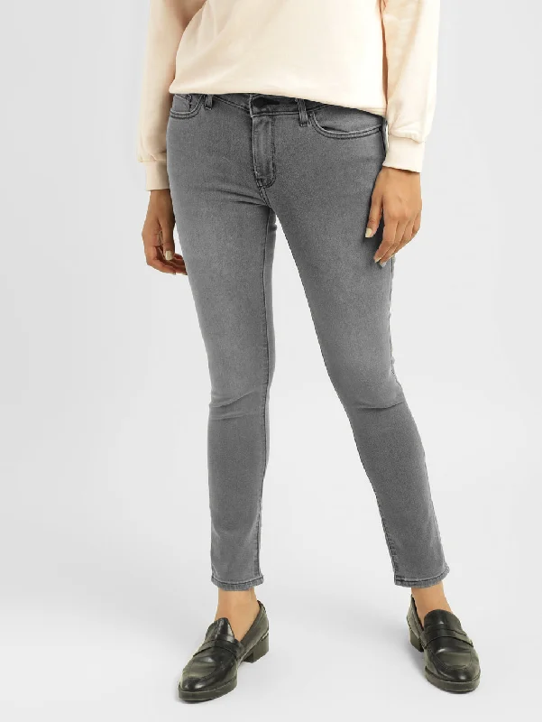 Button - fly women jeans with a traditional touchWomen's Mid Rise 711 Skinny Fit Jeans