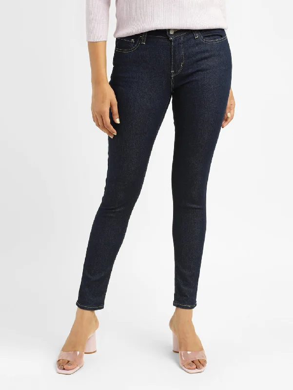 Straight - leg women jeans with a classic and timeless appealWomen's Mid Rise 710 Super Skinny Jeans