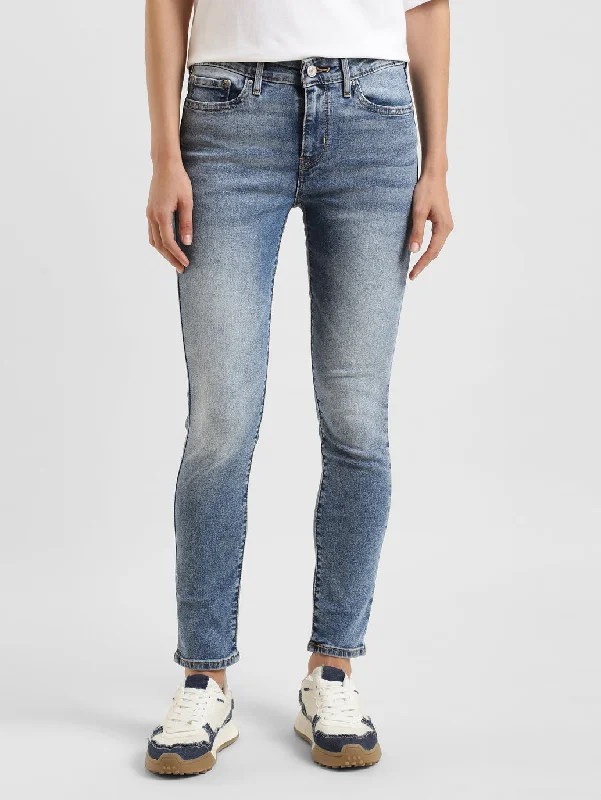 Ripped women jeans for a rebellious and fashion - forward styleWomen's Mid Rise 711 Skinny Fit Jeans