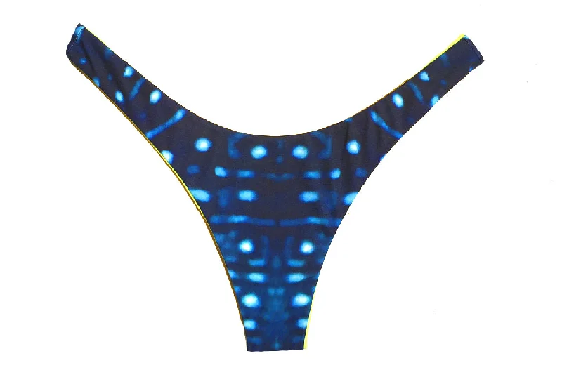 Push - up bikini top to enhance the bust for a confident beach appearanceWhale shark - V Briefs - Reversible - Marine Blue - Repreve® Fabric