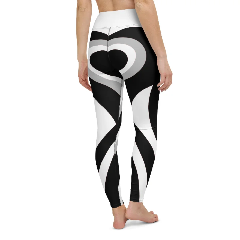 Metallic - finish women leggings for a glamorous and shiny outfitBlack & White Heart Shaped Tunnel Yoga Leggings