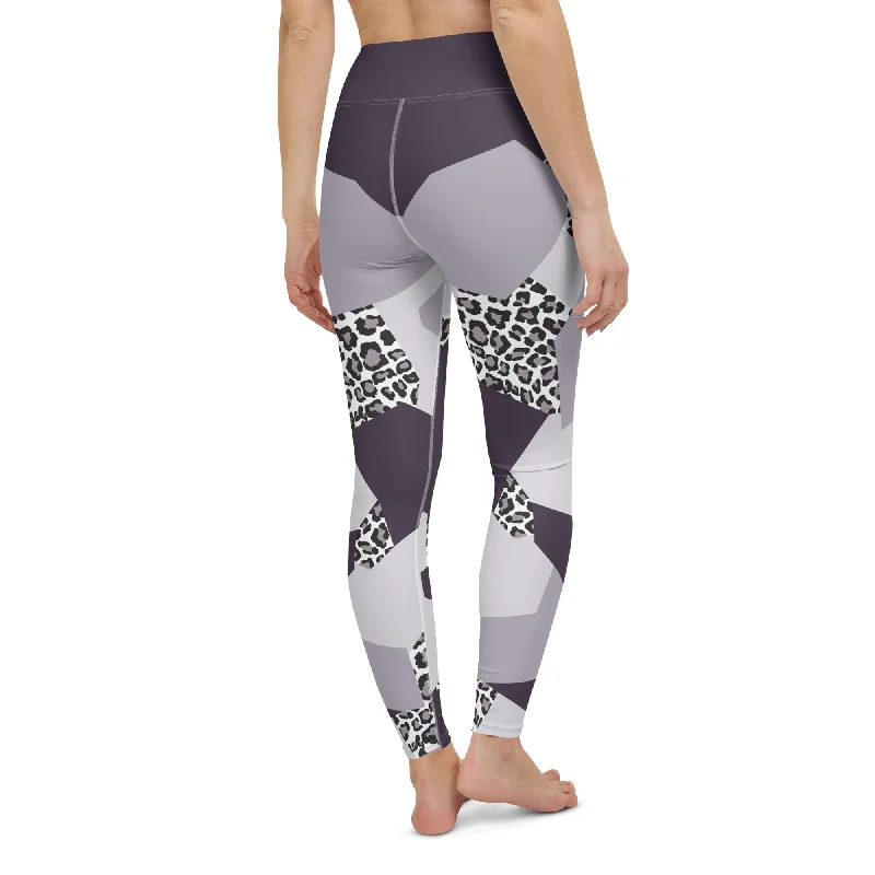 Belted women leggings for a defined waist and added styleGeometric Animal Print Yoga Leggings